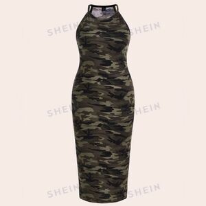 SHEIN EZwear Plus Camo Print Bodycon Dress